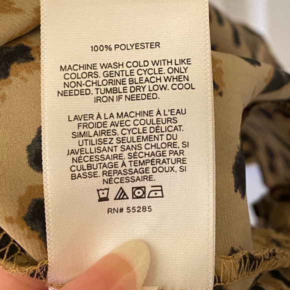 Express. Leopard Print Long Sleeved Dress 🐆 Size Large. 🖤 - Picture 8 of 9